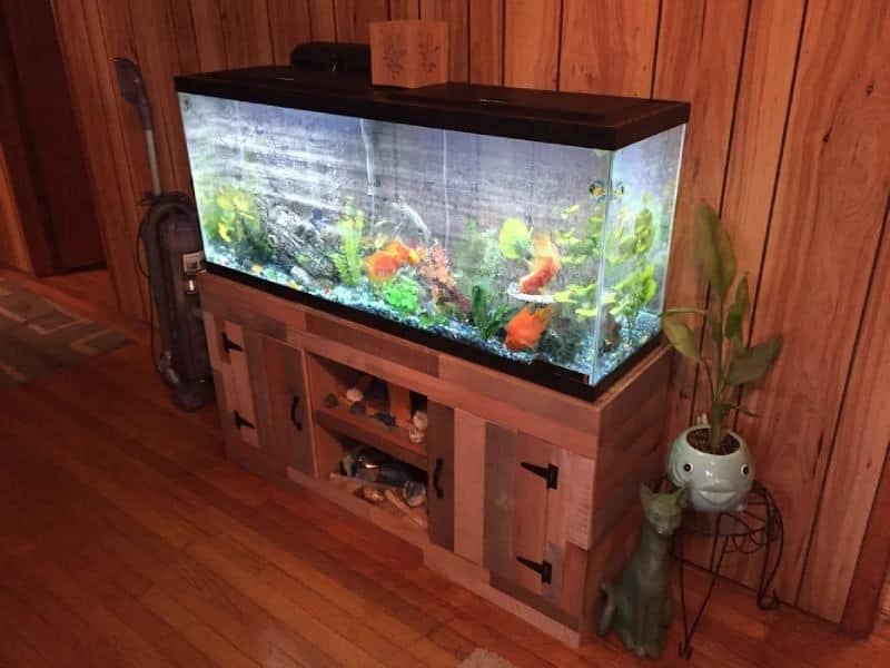 What can I use instead of an aquarium stand?