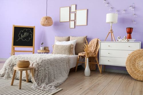 What colors go best with lavender for a bedroom?