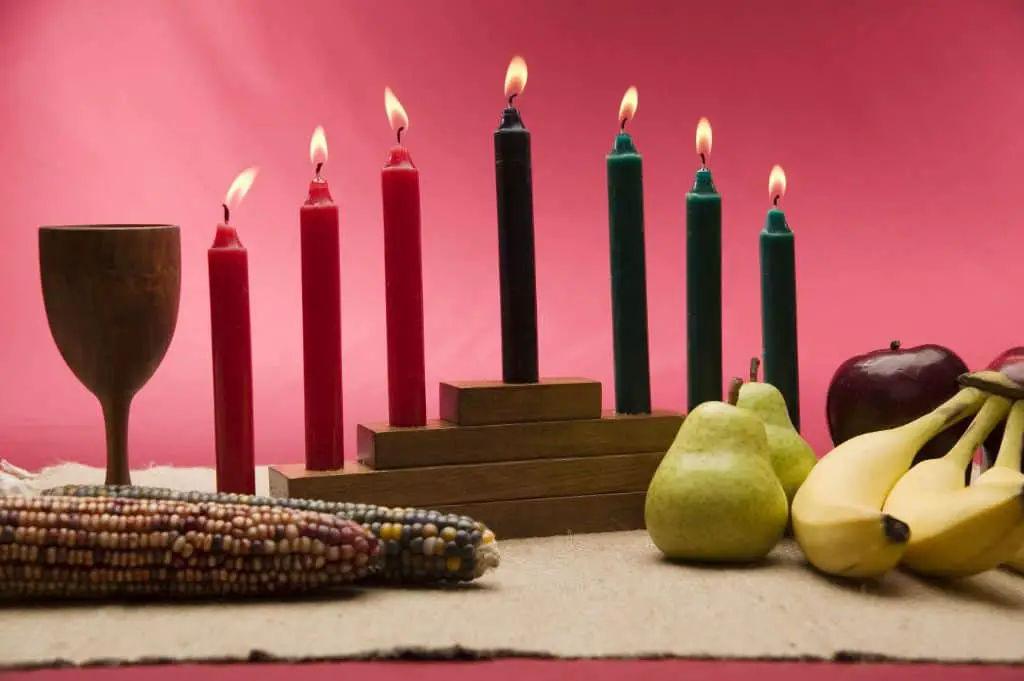 What are the 7 candles for in Kwanzaa?