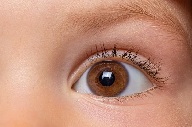Are brown eyes the healthiest eyes?